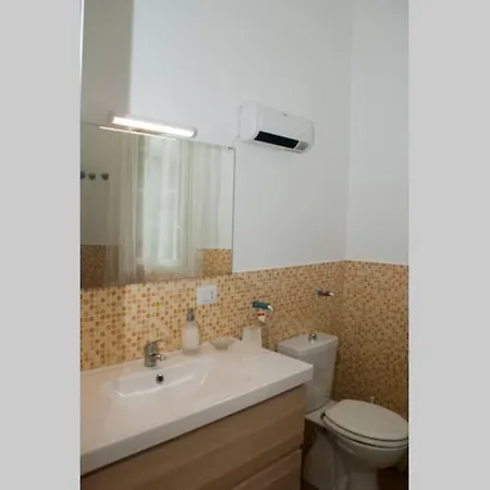 Casa Zina Aeroporto di Catania Fontana Rossa